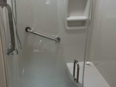 Onyx Shower